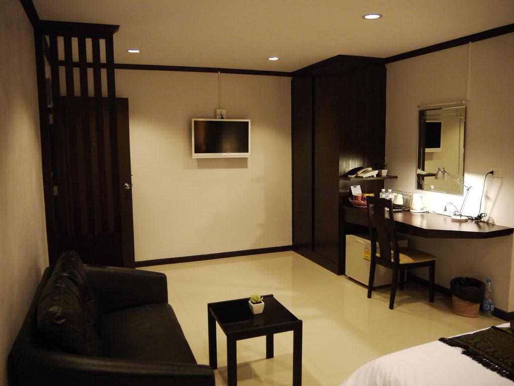 The Next Grand Hotel Khon Kaen Extérieur photo