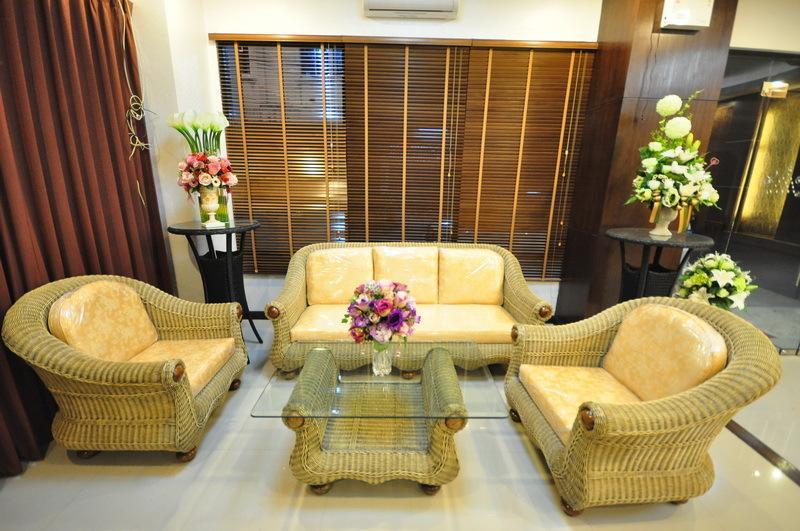 The Next Grand Hotel Khon Kaen Extérieur photo