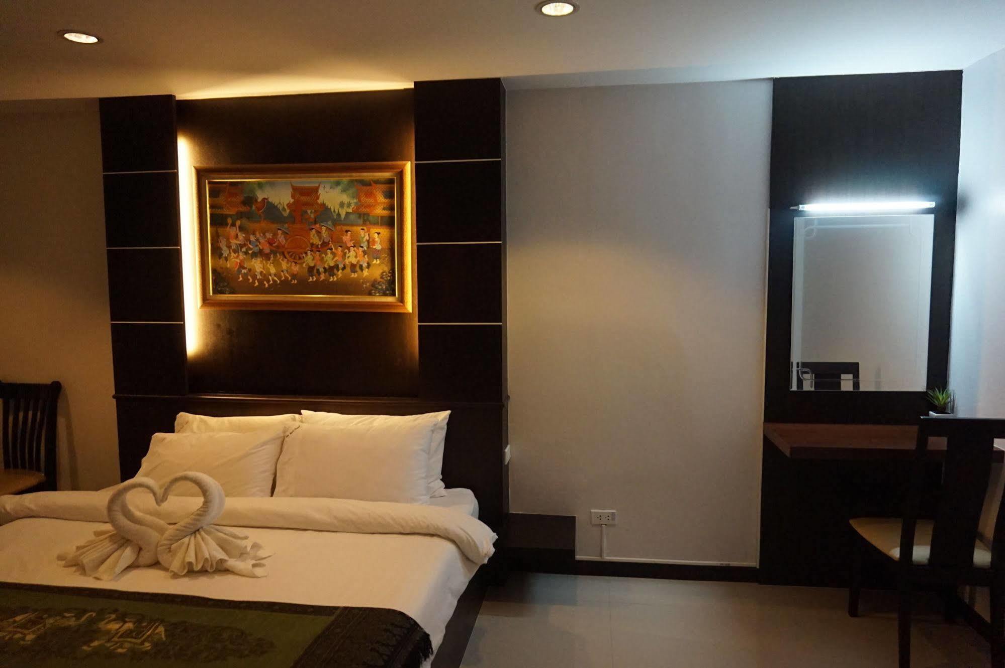 The Next Grand Hotel Khon Kaen Extérieur photo